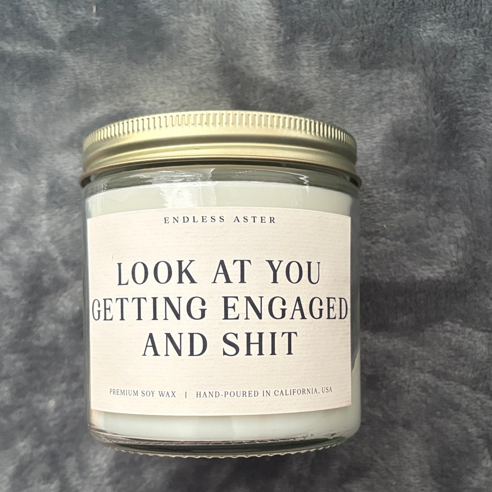 Endless Aster Engagement Candle Wedding Bride NEW 16oz